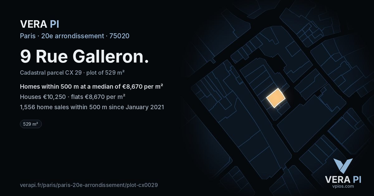 9 Rue Galleron, 20e arrondissement at night – the plot lit, the parcels around coloured by the prices near them