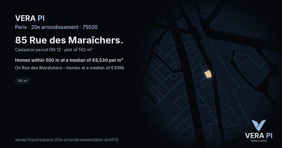 85 Rue des Maraîchers, 20e arrondissement at night – the plot lit, the parcels around coloured by the prices near them