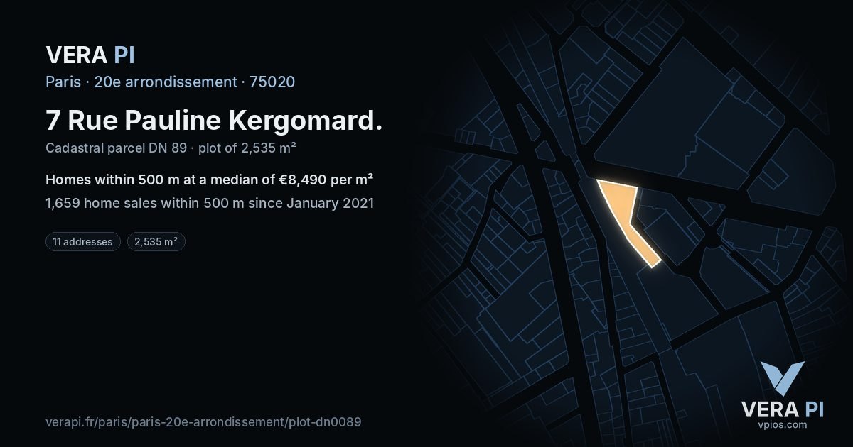 7 Rue Pauline Kergomard, 20e arrondissement at night – the plot lit, the parcels around coloured by the prices near them