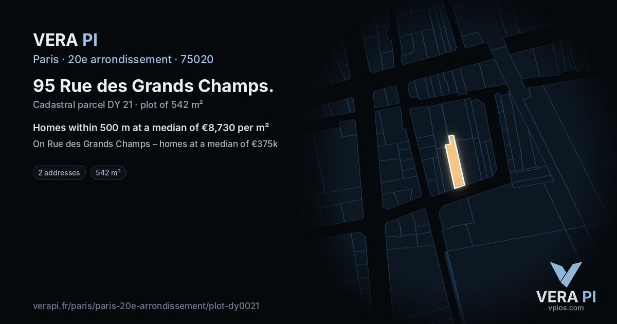 95 Rue des Grands Champs, 20e arrondissement at night – the plot lit, the parcels around coloured by the prices near them