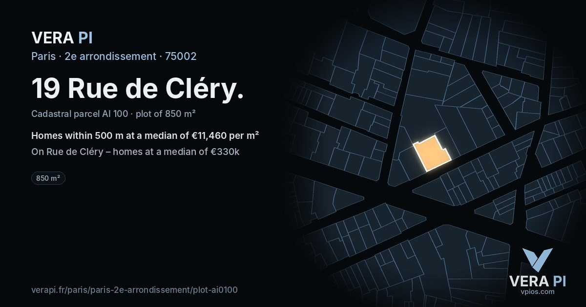 19 Rue de Cléry, 2e arrondissement at night – the plot lit, the parcels around coloured by the prices near them