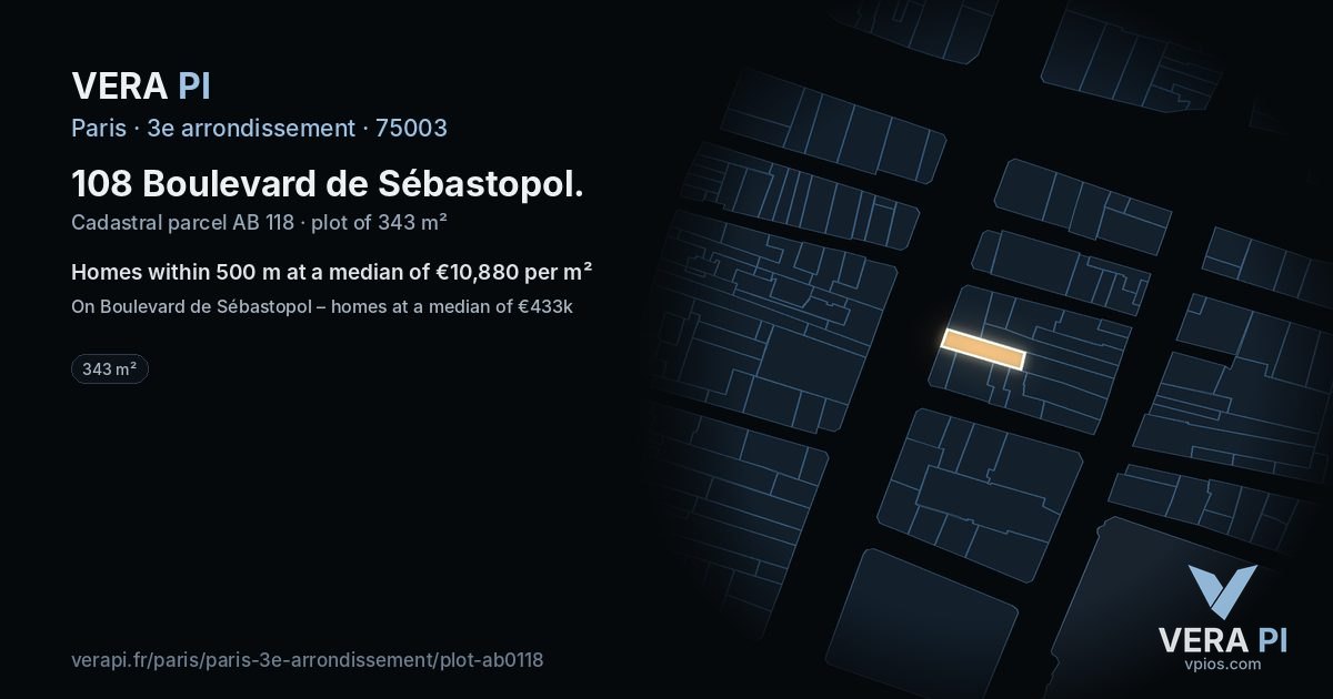 108 Boulevard de Sébastopol, 3e arrondissement at night – the plot lit, the parcels around coloured by the prices near them