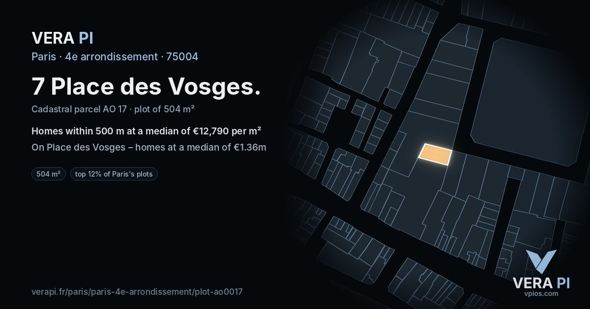7 Place des Vosges, 4e arrondissement at night – the plot lit, the parcels around coloured by the prices near them
