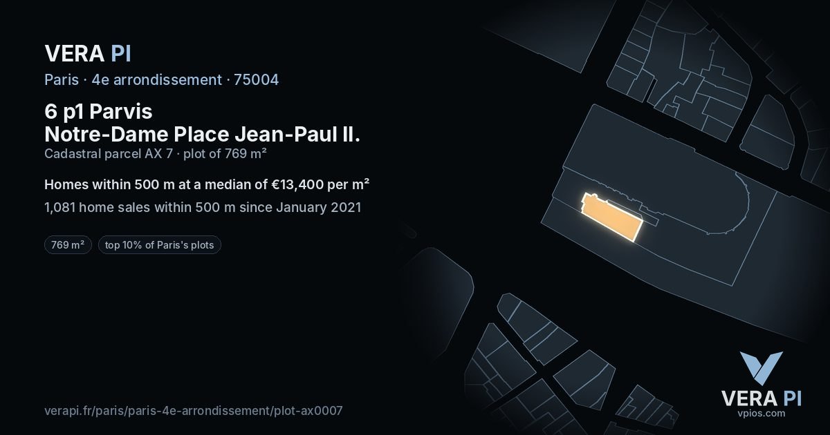 6 p1 Parvis Notre-Dame Place Jean-Paul II, 4e arrondissement at night – the plot lit, the parcels around coloured by the prices near them