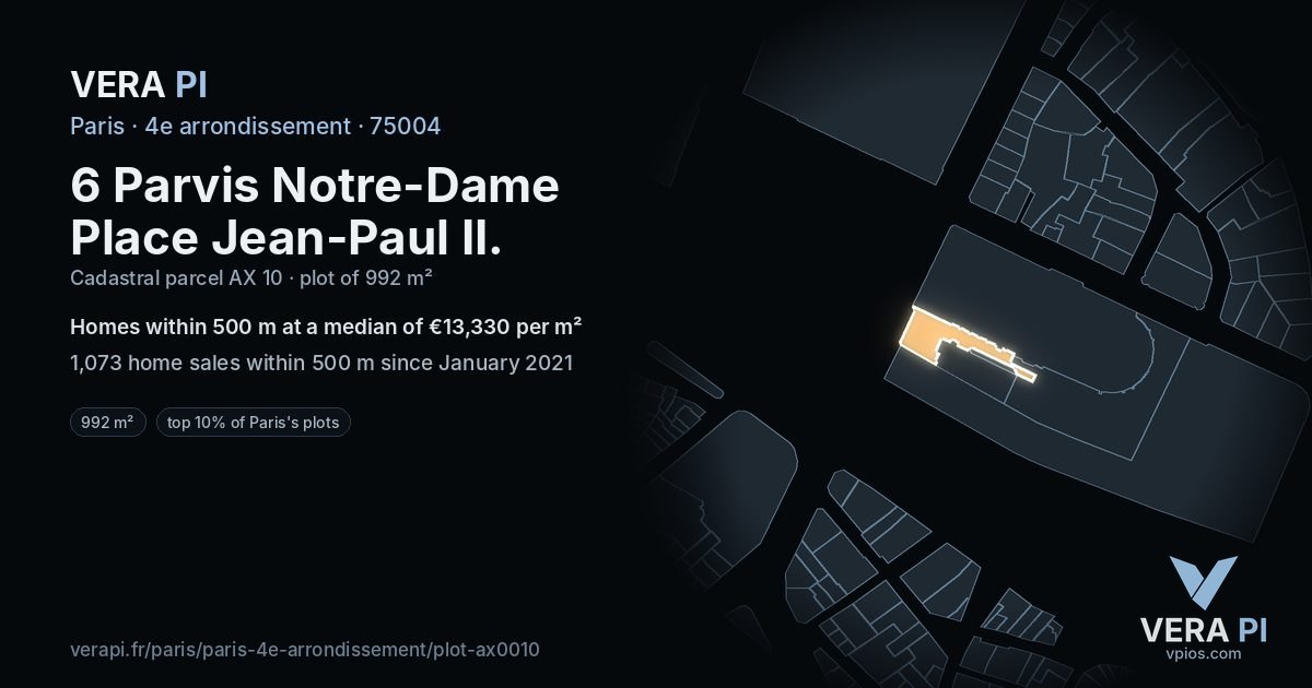 6 Parvis Notre-Dame Place Jean-Paul II, 4e arrondissement at night – the plot lit, the parcels around coloured by the prices near them