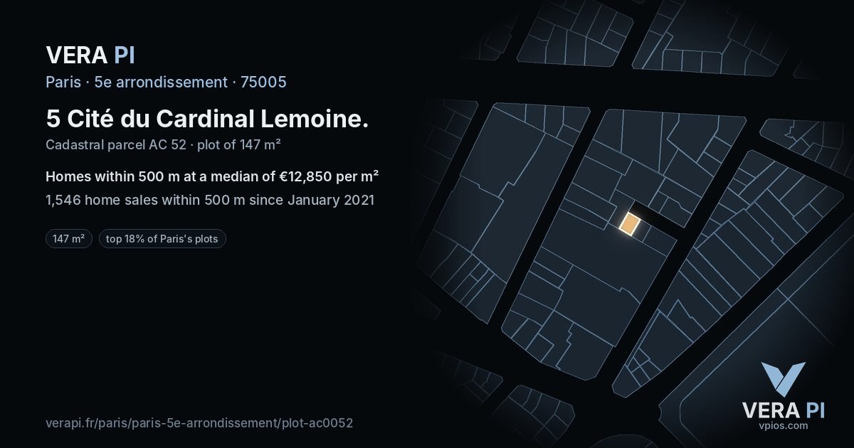 5 Cité du Cardinal Lemoine, 5e arrondissement at night – the plot lit, the parcels around coloured by the prices near them