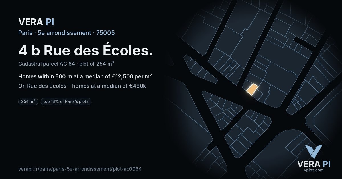 4 b Rue des Écoles, 5e arrondissement at night – the plot lit, the parcels around coloured by the prices near them