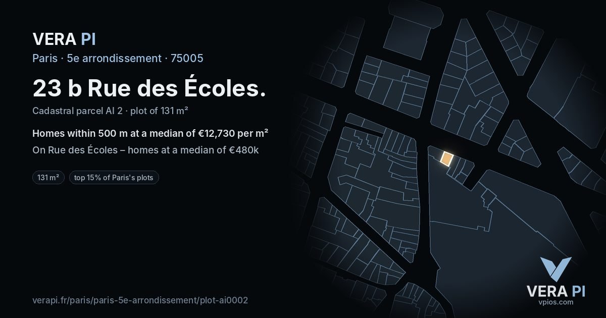 23 b Rue des Écoles, 5e arrondissement at night – the plot lit, the parcels around coloured by the prices near them
