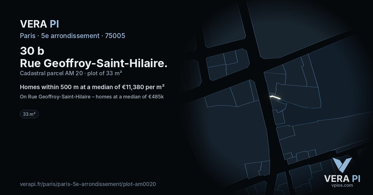 30 b Rue Geoffroy-Saint-Hilaire, 5e arrondissement at night – the plot lit, the parcels around coloured by the prices near them