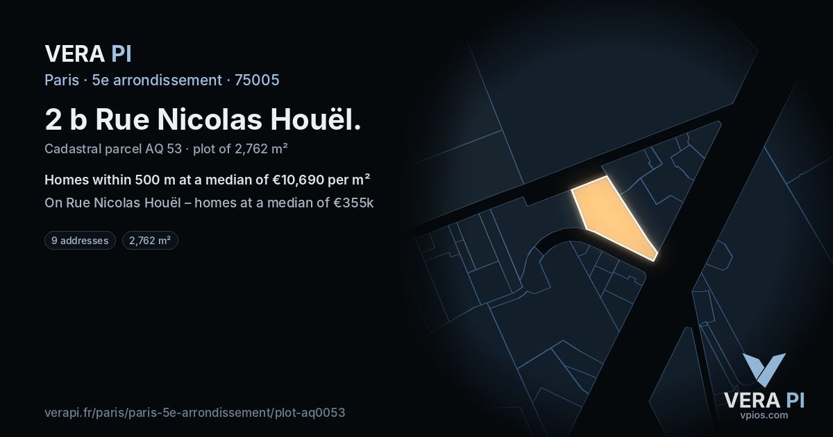 2 b Rue Nicolas Houël, 5e arrondissement at night – the plot lit, the parcels around coloured by the prices near them