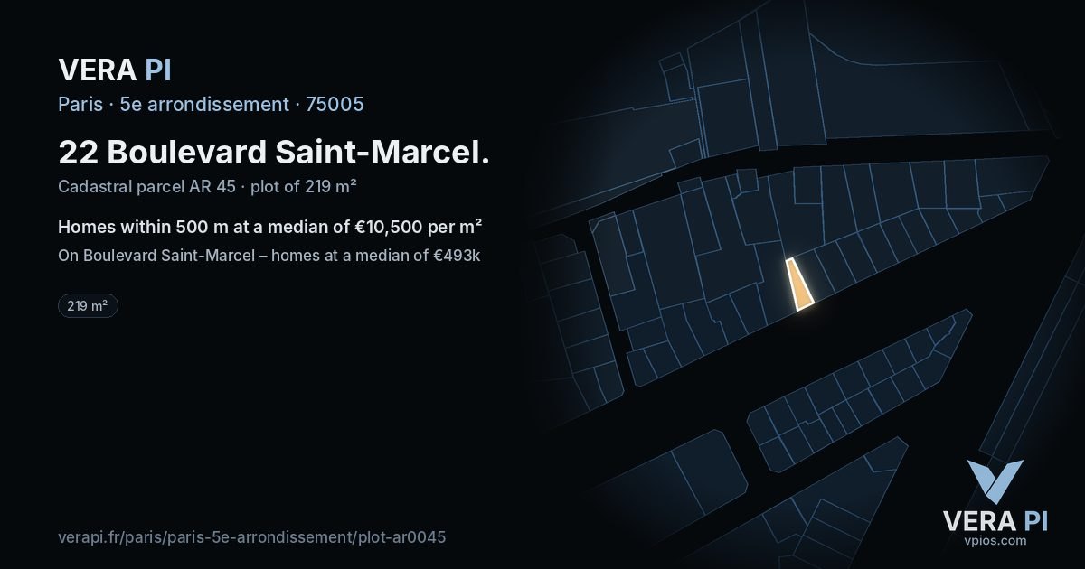 22 Boulevard Saint-Marcel, 5e arrondissement at night – the plot lit, the parcels around coloured by the prices near them