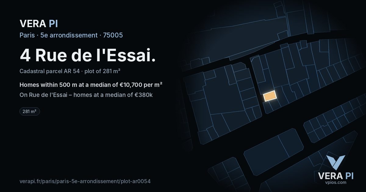 4 Rue de l'Essai, 5e arrondissement at night – the plot lit, the parcels around coloured by the prices near them