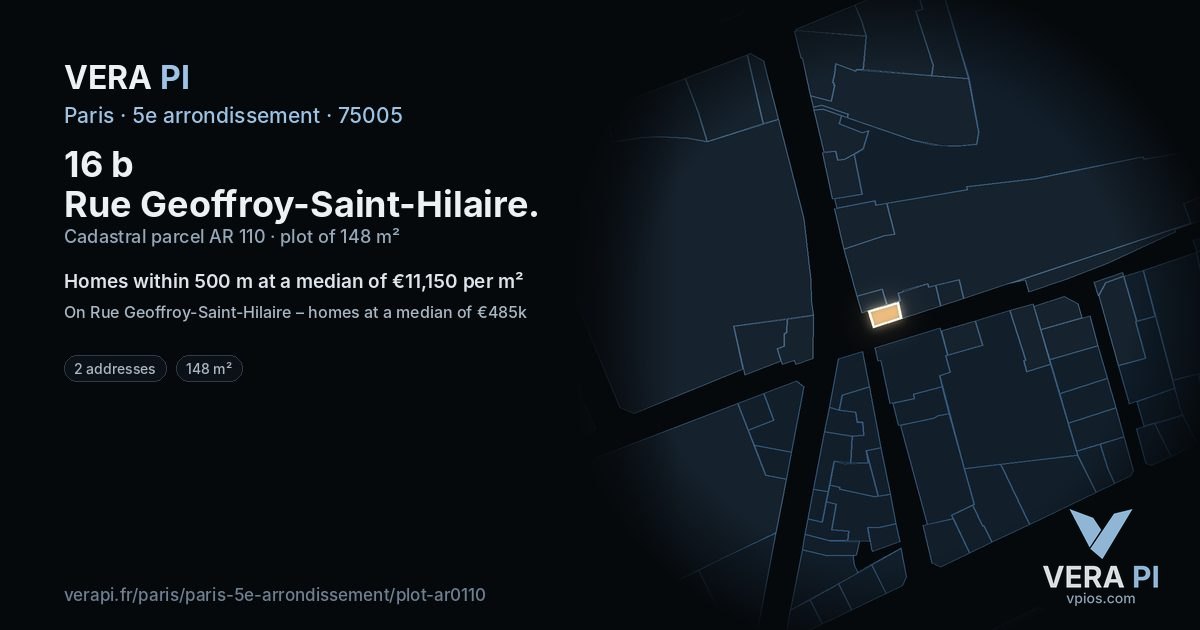 16 b Rue Geoffroy-Saint-Hilaire, 5e arrondissement at night – the plot lit, the parcels around coloured by the prices near them