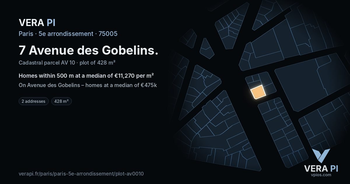 7 Avenue des Gobelins, 5e arrondissement at night – the plot lit, the parcels around coloured by the prices near them
