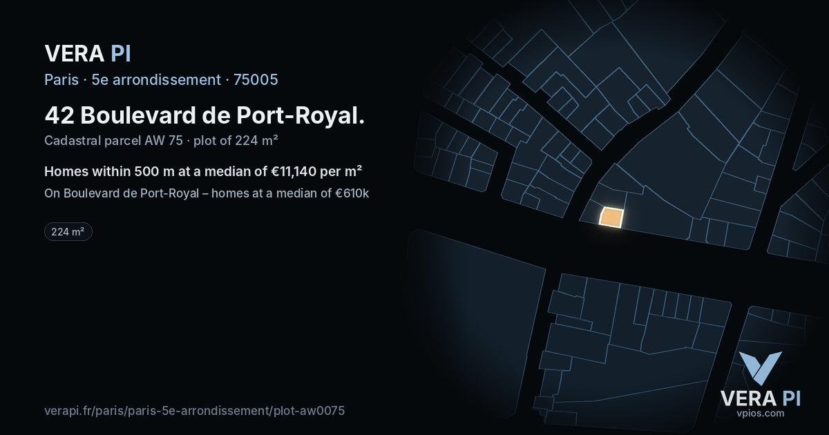 42 Boulevard de Port-Royal, 5e arrondissement at night – the plot lit, the parcels around coloured by the prices near them