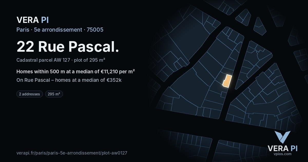 22 Rue Pascal, 5e arrondissement at night – the plot lit, the parcels around coloured by the prices near them