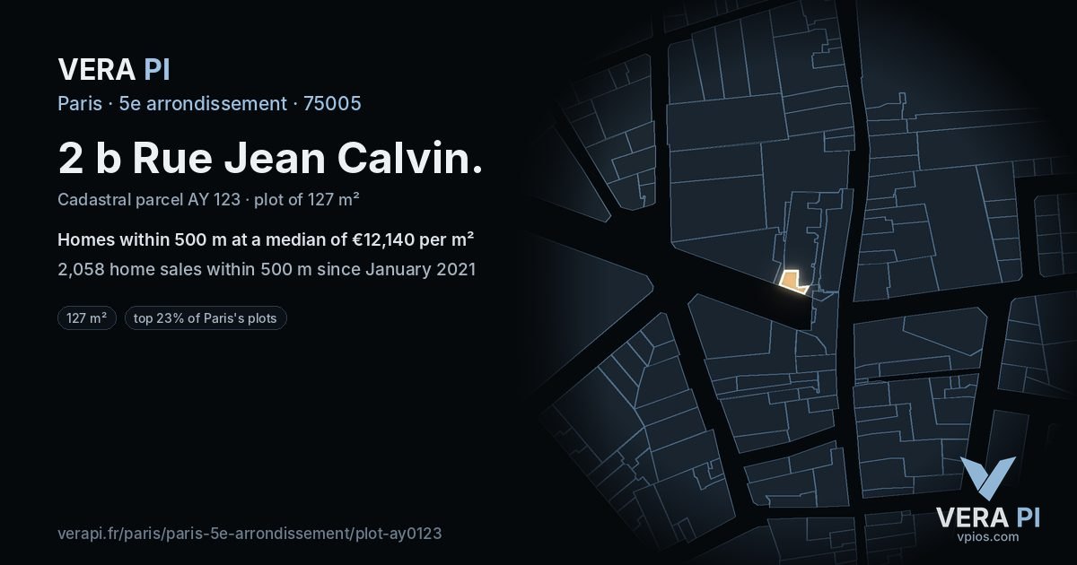 2 b Rue Jean Calvin, 5e arrondissement at night – the plot lit, the parcels around coloured by the prices near them
