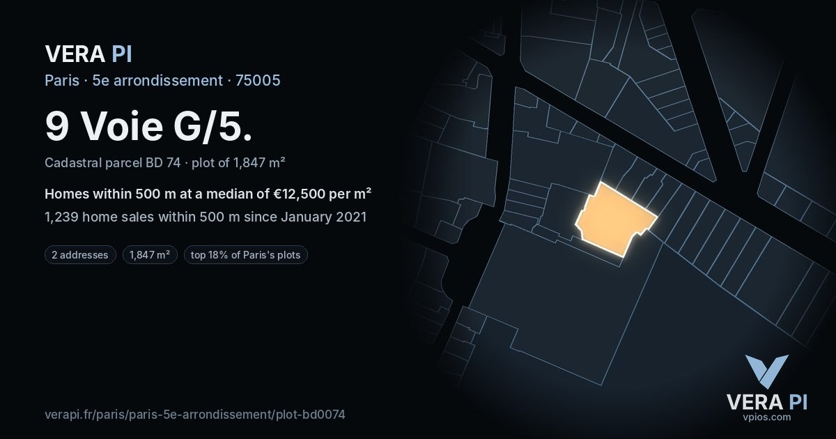 9 Voie G/5, 5e arrondissement at night – the plot lit, the parcels around coloured by the prices near them