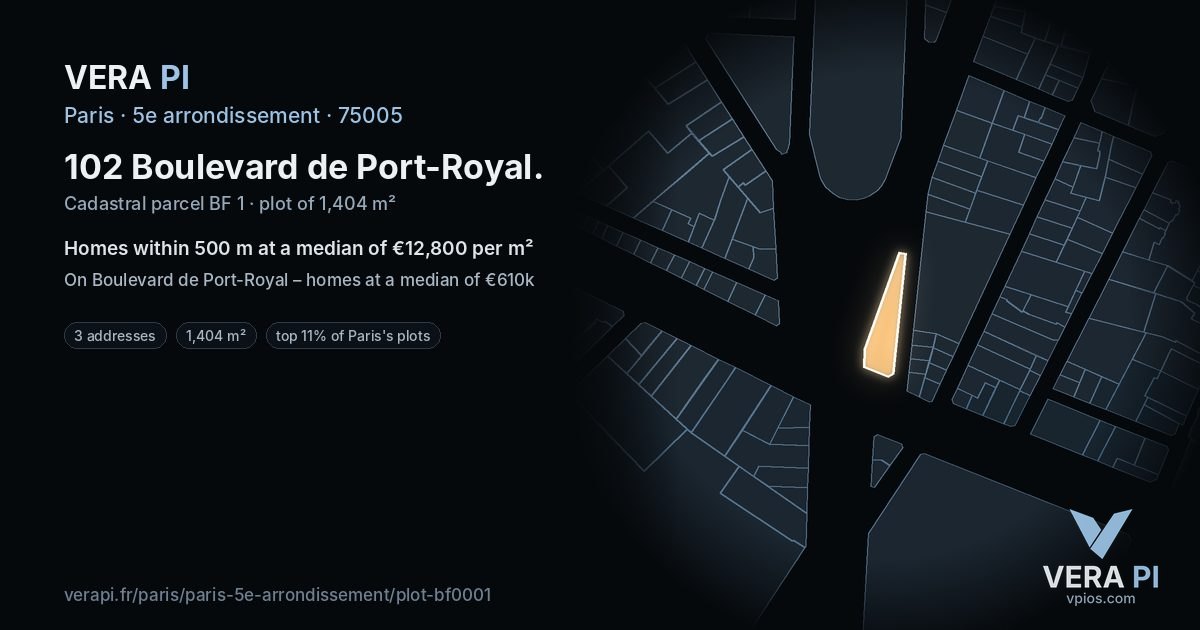102 Boulevard de Port-Royal, 5e arrondissement at night – the plot lit, the parcels around coloured by the prices near them