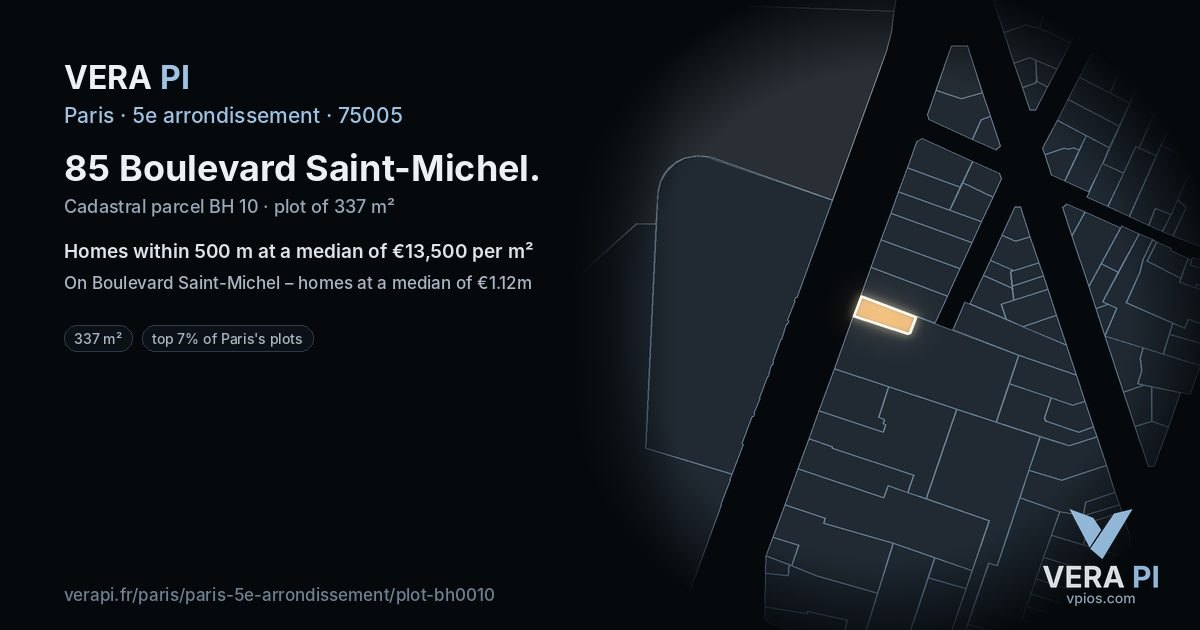 85 Boulevard Saint-Michel, 5e arrondissement at night – the plot lit, the parcels around coloured by the prices near them