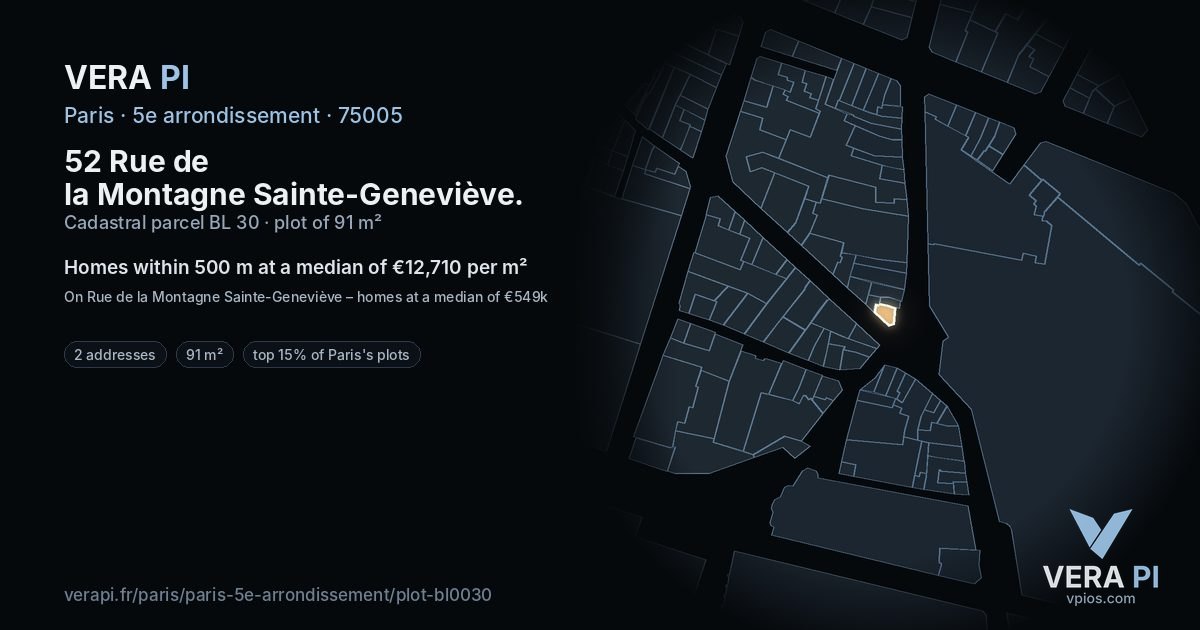 52 Rue de la Montagne Sainte-Geneviève, 5e arrondissement at night – the plot lit, the parcels around coloured by the prices near them