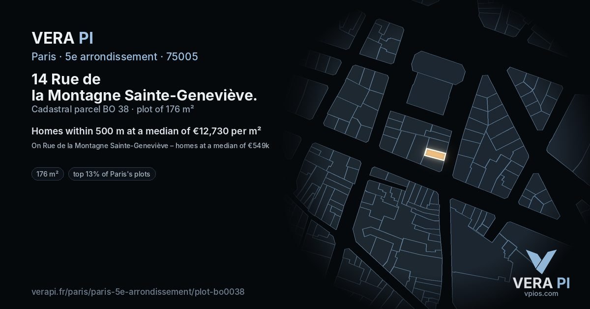 14 Rue de la Montagne Sainte-Geneviève, 5e arrondissement at night – the plot lit, the parcels around coloured by the prices near them
