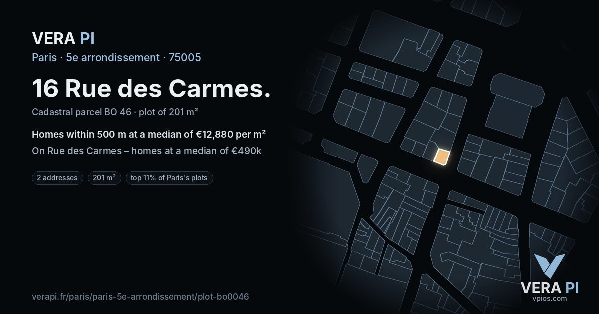 16 Rue des Carmes, 5e arrondissement at night – the plot lit, the parcels around coloured by the prices near them