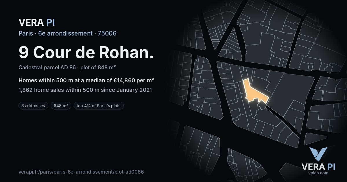 9 Cour de Rohan, 6e arrondissement at night – the plot lit, the parcels around coloured by the prices near them