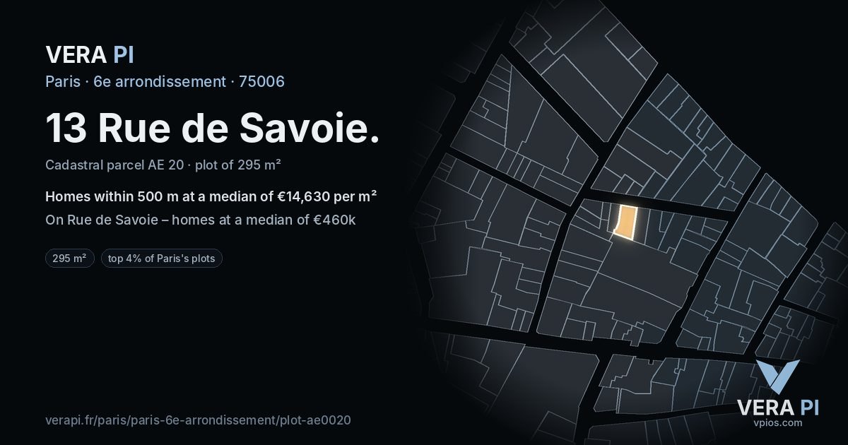 13 Rue de Savoie, 6e arrondissement at night – the plot lit, the parcels around coloured by the prices near them