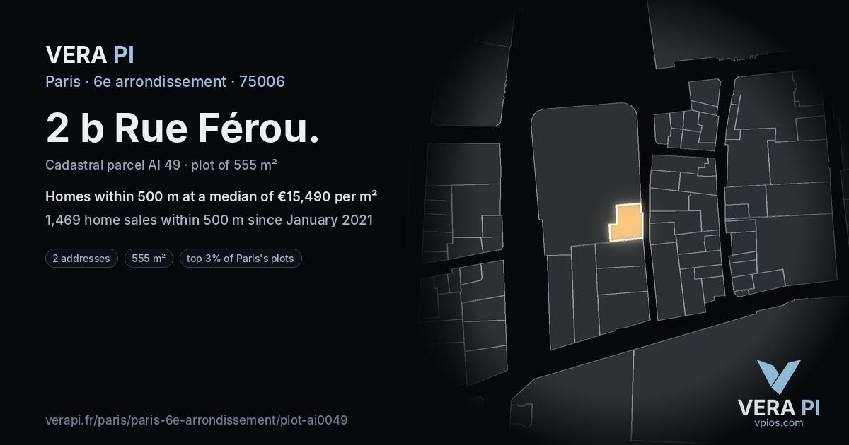 2 b Rue Férou, 6e arrondissement at night – the plot lit, the parcels around coloured by the prices near them