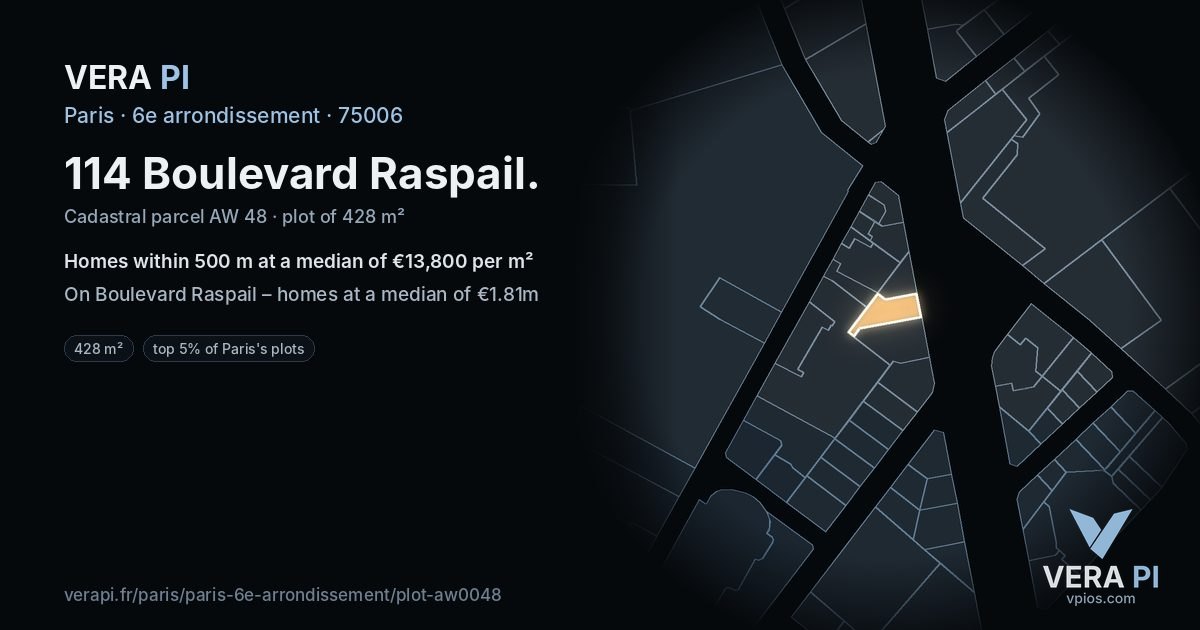 114 Boulevard Raspail, 6e arrondissement at night – the plot lit, the parcels around coloured by the prices near them