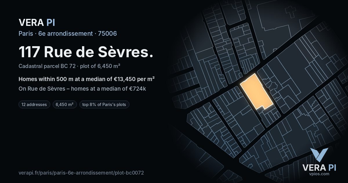 117 Rue de Sèvres, 6e arrondissement at night – the plot lit, the parcels around coloured by the prices near them