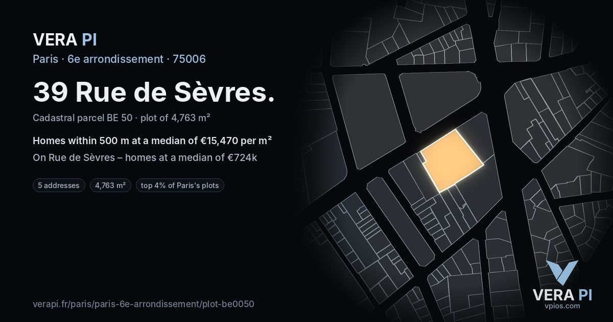 39 Rue de Sèvres, 6e arrondissement at night – the plot lit, the parcels around coloured by the prices near them