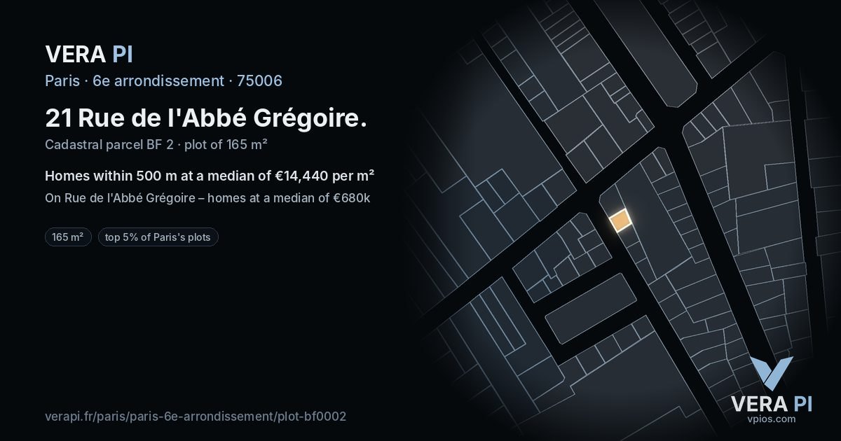 21 Rue de l'Abbé Grégoire, 6e arrondissement at night – the plot lit, the parcels around coloured by the prices near them