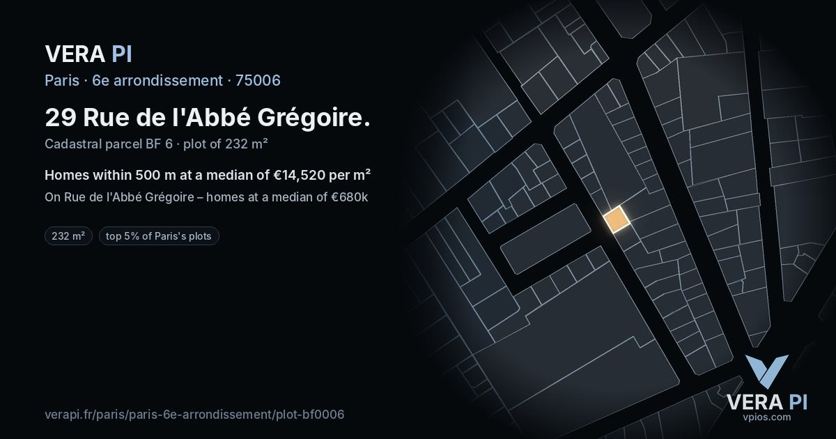 29 Rue de l'Abbé Grégoire, 6e arrondissement at night – the plot lit, the parcels around coloured by the prices near them