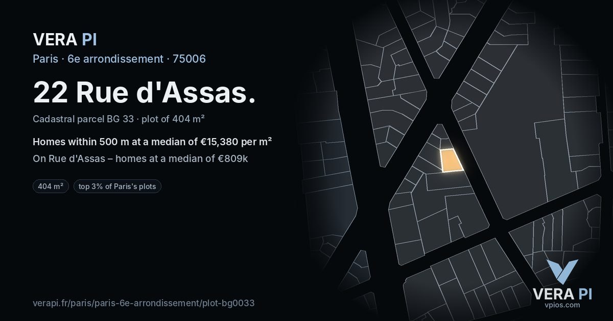 22 Rue d'Assas, 6e arrondissement at night – the plot lit, the parcels around coloured by the prices near them