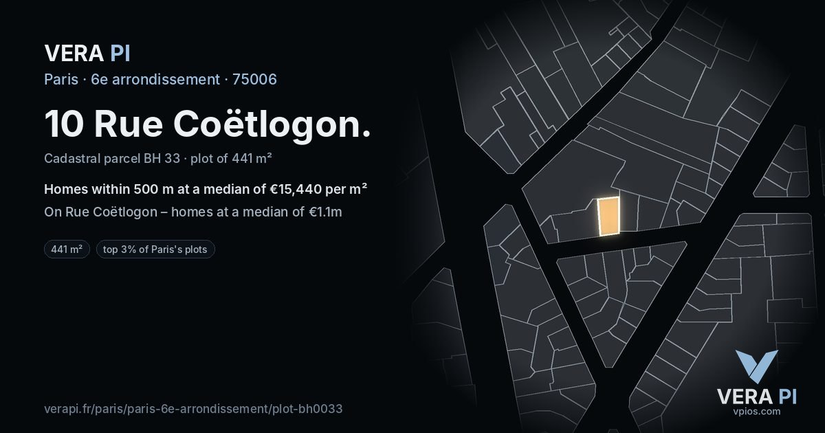 10 Rue Coëtlogon, 6e arrondissement at night – the plot lit, the parcels around coloured by the prices near them