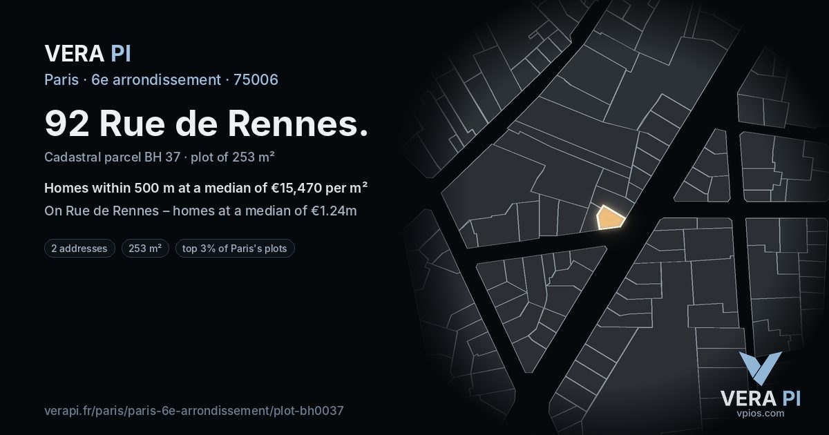 92 Rue de Rennes, 6e arrondissement at night – the plot lit, the parcels around coloured by the prices near them