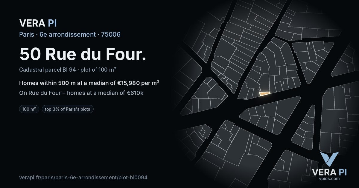 50 Rue du Four, 6e arrondissement at night – the plot lit, the parcels around coloured by the prices near them