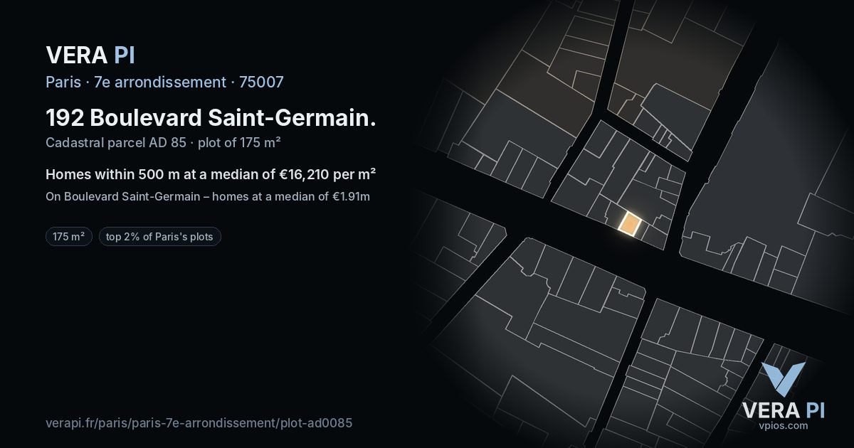 192 Boulevard Saint-Germain, 7e arrondissement at night – the plot lit, the parcels around coloured by the prices near them