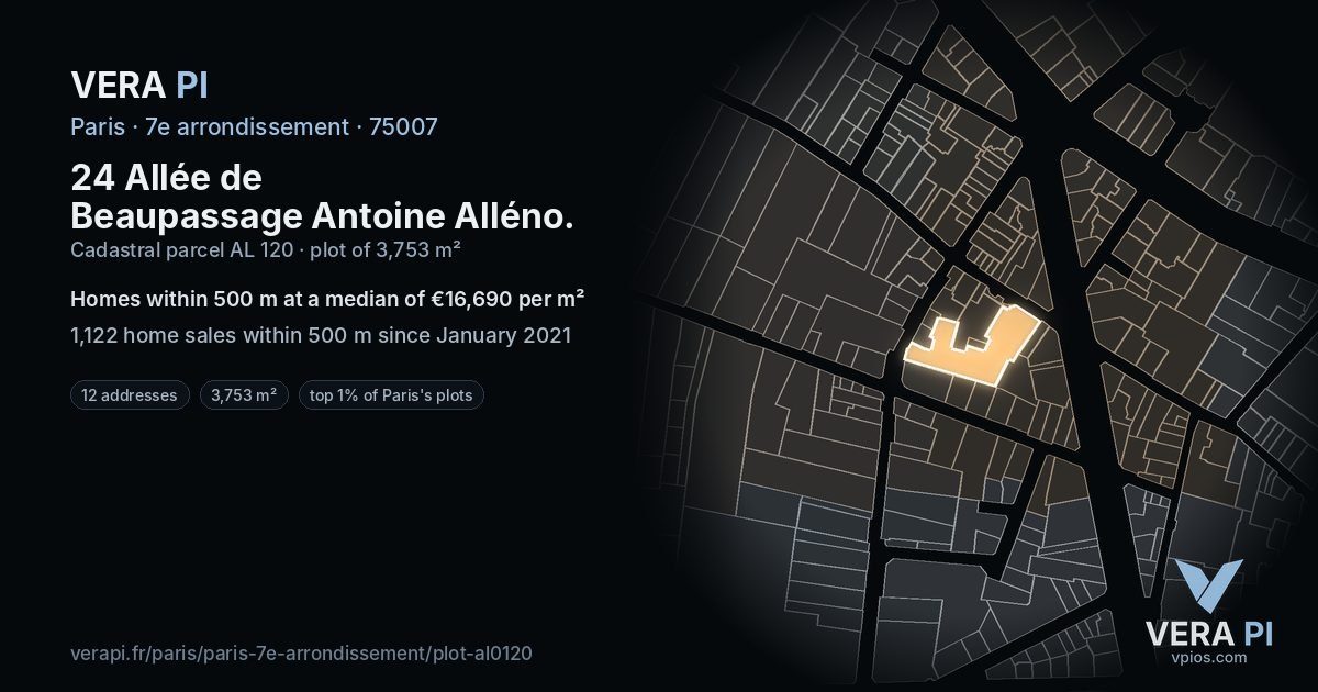 24 Allée de Beaupassage Antoine Alléno, 7e arrondissement at night – the plot lit, the parcels around coloured by the prices near them