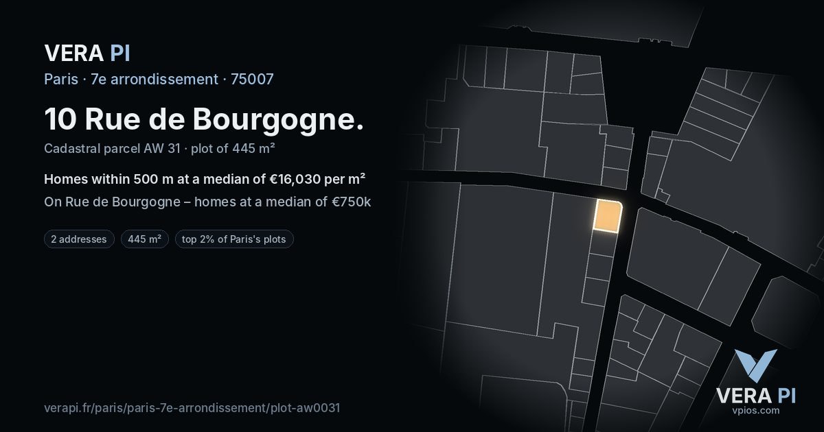 10 Rue de Bourgogne, 7e arrondissement at night – the plot lit, the parcels around coloured by the prices near them