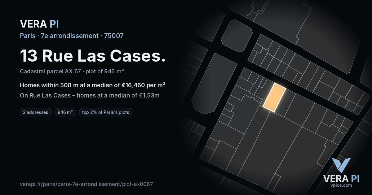 13 Rue Las Cases, 7e arrondissement at night – the plot lit, the parcels around coloured by the prices near them