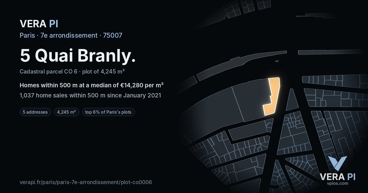 5 Quai Branly, 7e arrondissement at night – the plot lit, the parcels around coloured by the prices near them