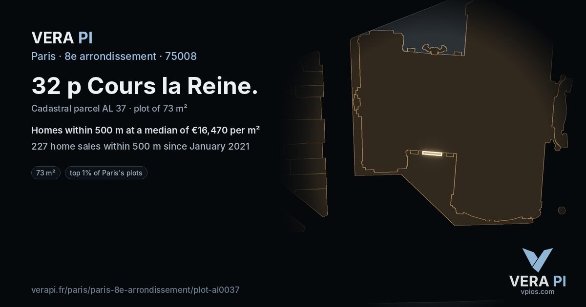 32 p Cours la Reine, 8e arrondissement at night – the plot lit, the parcels around coloured by the prices near them