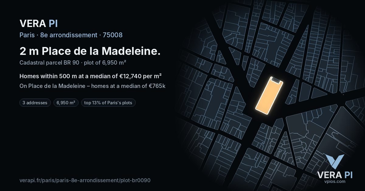 2 m Place de la Madeleine, 8e arrondissement at night – the plot lit, the parcels around coloured by the prices near them