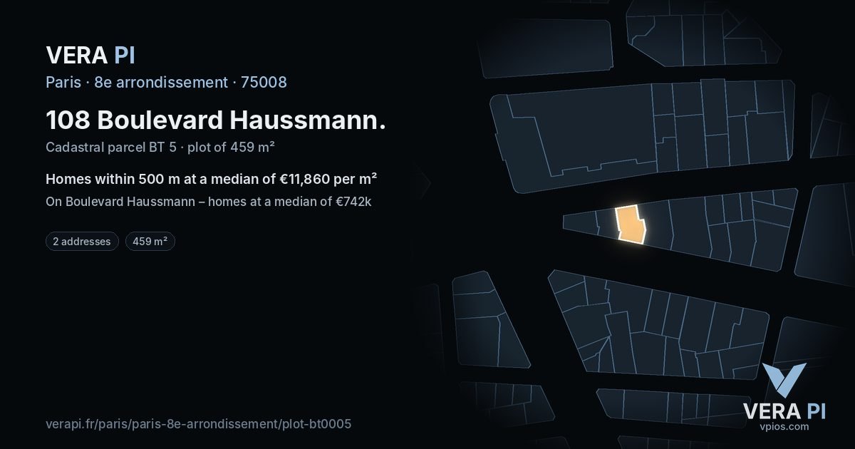 108 Boulevard Haussmann, 8e arrondissement at night – the plot lit, the parcels around coloured by the prices near them