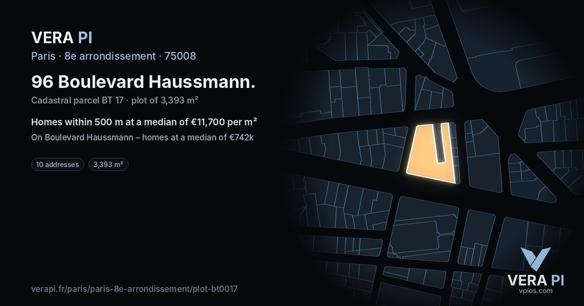 96 Boulevard Haussmann, 8e arrondissement at night – the plot lit, the parcels around coloured by the prices near them