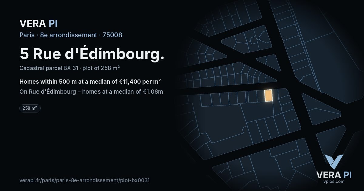 5 Rue d'Édimbourg, 8e arrondissement at night – the plot lit, the parcels around coloured by the prices near them