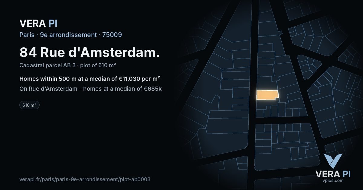 84 Rue d'Amsterdam, 9e arrondissement at night – the plot lit, the parcels around coloured by the prices near them